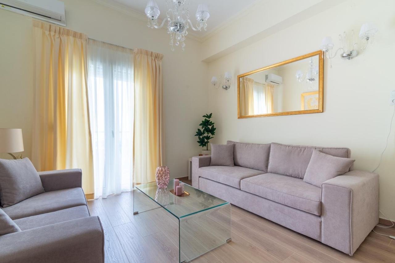 Boutique Apartment With Parkview Iráklio Kültér fotó
